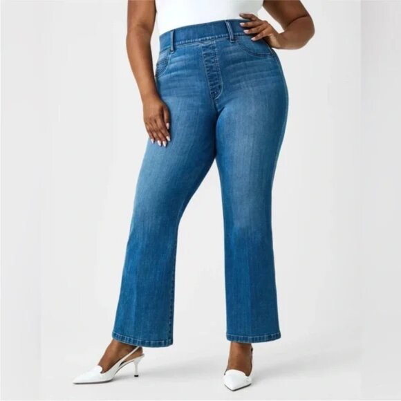 Spanx NWT vintage indigo wash pull on elastic waist flare leg jeans sz 1X Tall - Picture 1 of 13